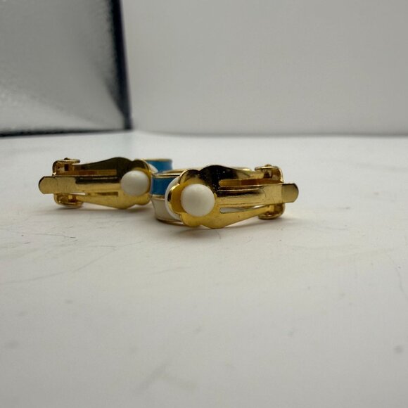 Vintage Gold Tone Blue & Cream Enamel Clip-On Hoop Earrings Fashion Jewelry - Picture 7 of 7